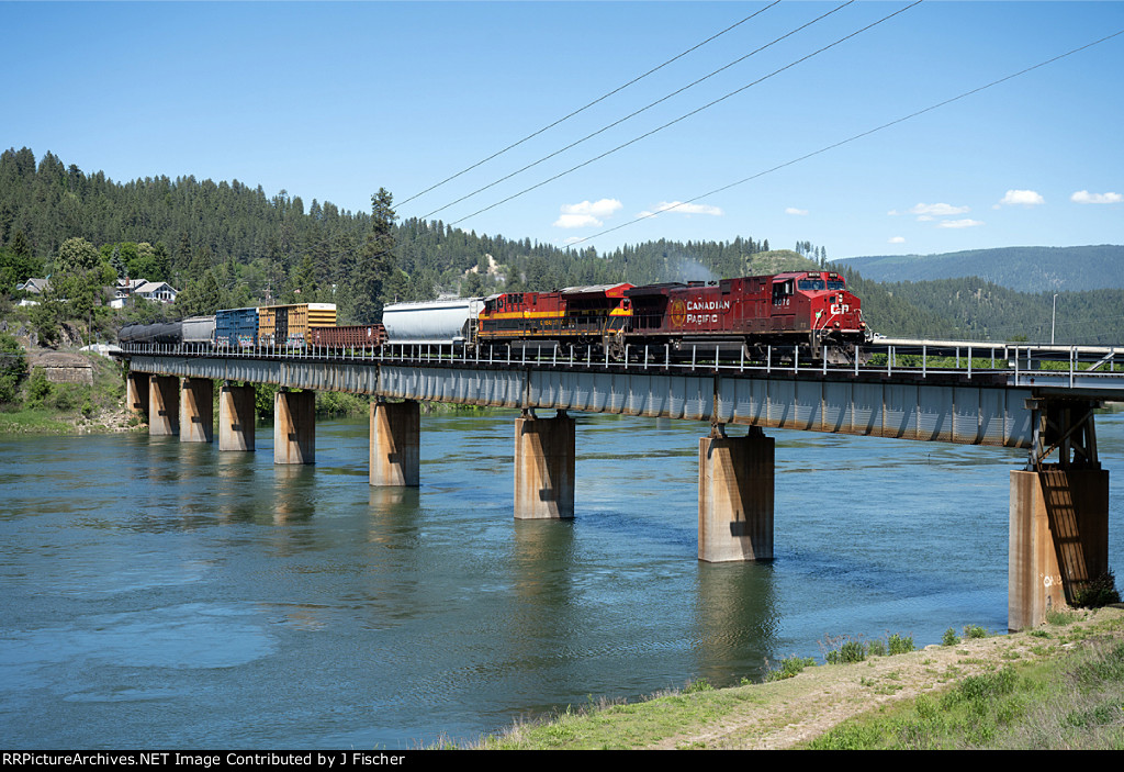 CP 8070